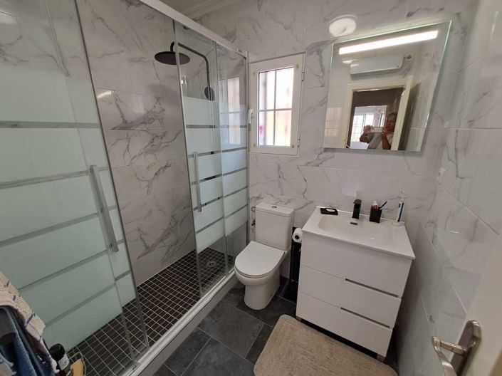 Image No.12-3 Bed Townhouse for sale