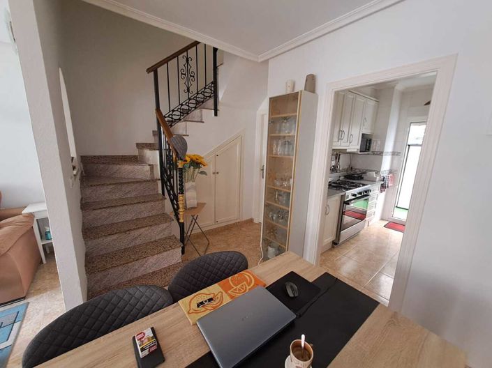 Image No.13-3 Bed Townhouse for sale