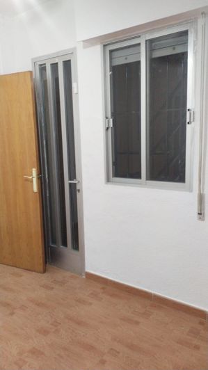 Image No.11-2 Bed Townhouse for sale