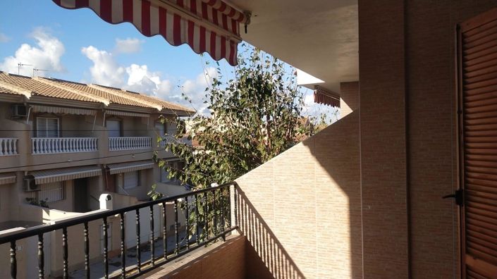 Image No.15-2 Bed Townhouse for sale