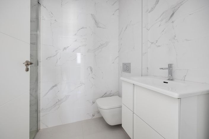 Image No.12-2 Bed Apartment for sale