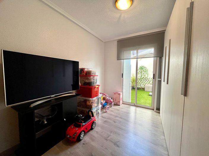 Image No.27-4 Bed Apartment for sale