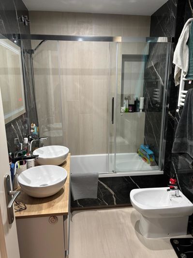 Image No.20-3 Bed Apartment for sale