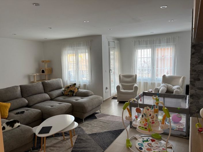 Image No.3-3 Bed Apartment for sale