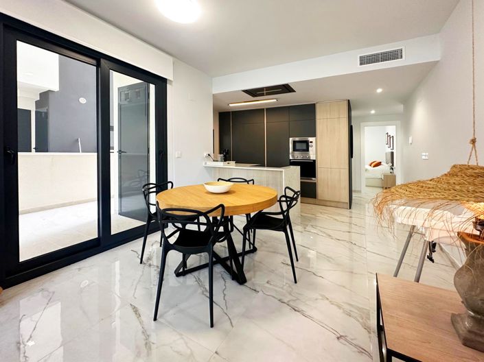 Image No.14-2 Bed Apartment for sale