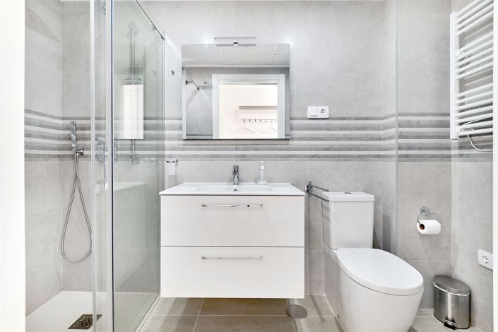 Image No.35-2 Bed Apartment for sale