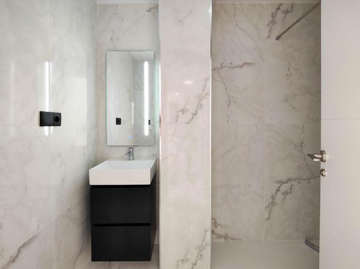 Image No.28-2 Bed Apartment for sale