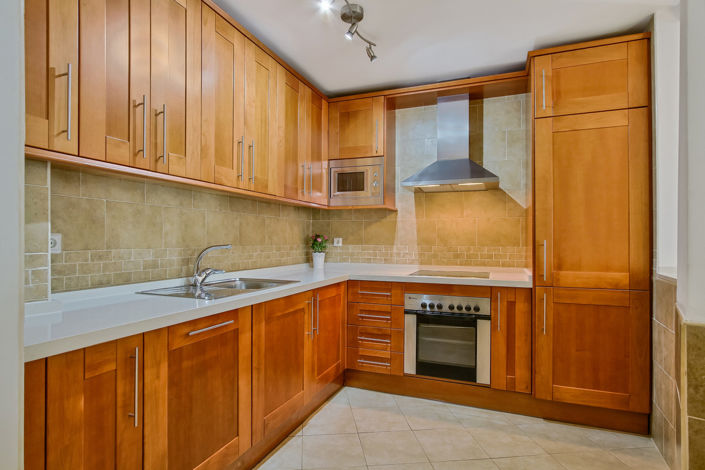 Image No.11-4 Bed Townhouse for sale