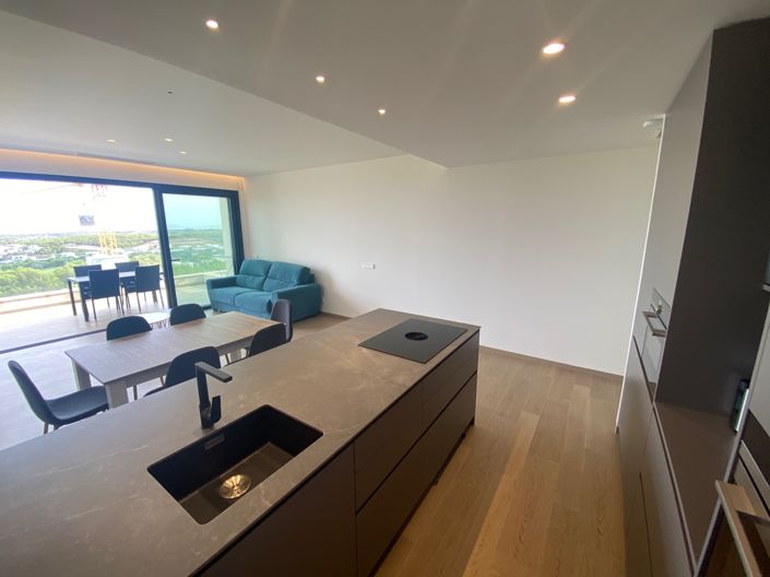 Image No.21-2 Bed Apartment for sale