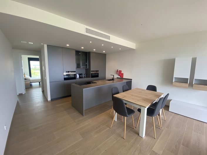 Image No.25-2 Bed Apartment for sale