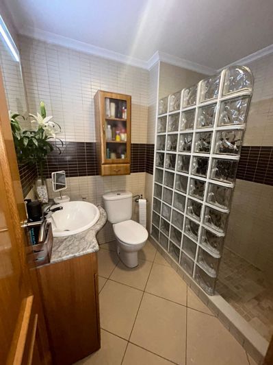 Image No.10-4 Bed Apartment for sale