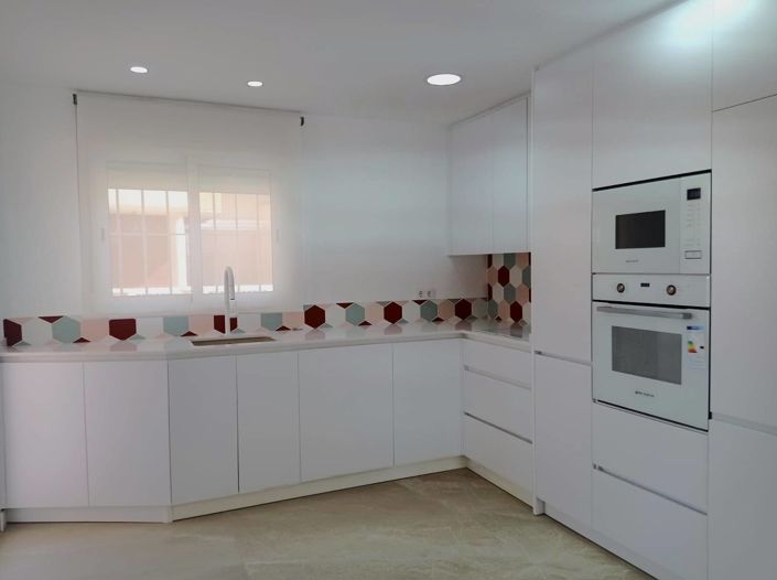 Image No.4-2 Bed Townhouse for sale