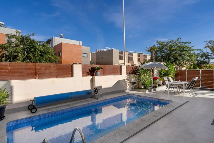 Image No.15-5 Bed Villa for sale