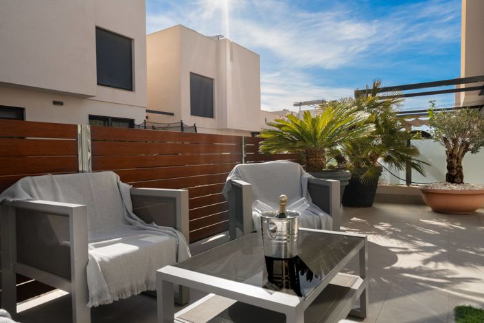 Image No.21-5 Bed Villa for sale