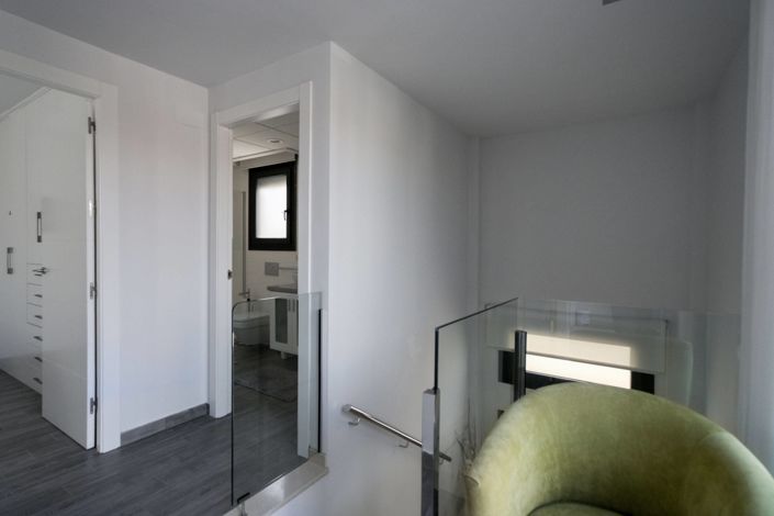 Image No.32-5 Bed Villa for sale