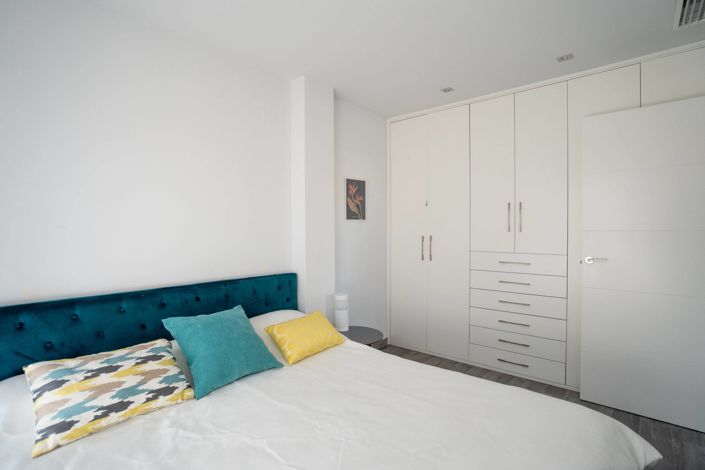 Image No.34-5 Bed Villa for sale