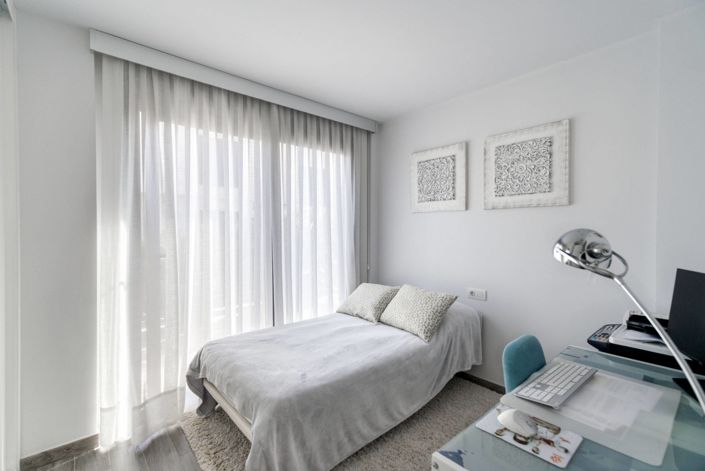 Image No.40-5 Bed Villa for sale