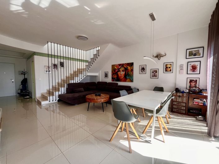 Image No.5-3 Bed Penthouse for sale