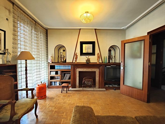 Image No.7-5 Bed Apartment for sale