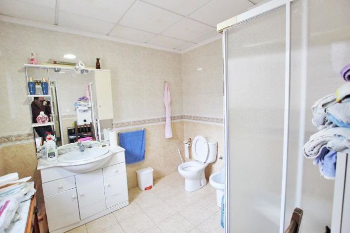 Image No.11-3 Bed Townhouse for sale