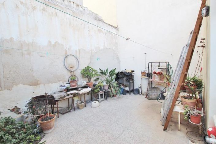 Image No.14-3 Bed Townhouse for sale