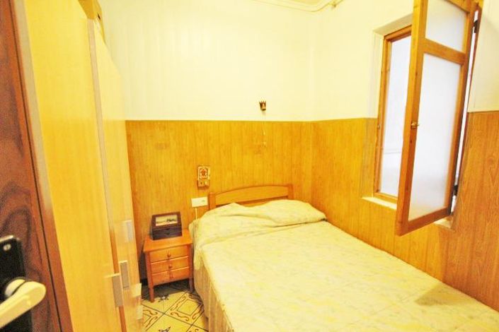 Image No.16-3 Bed Townhouse for sale