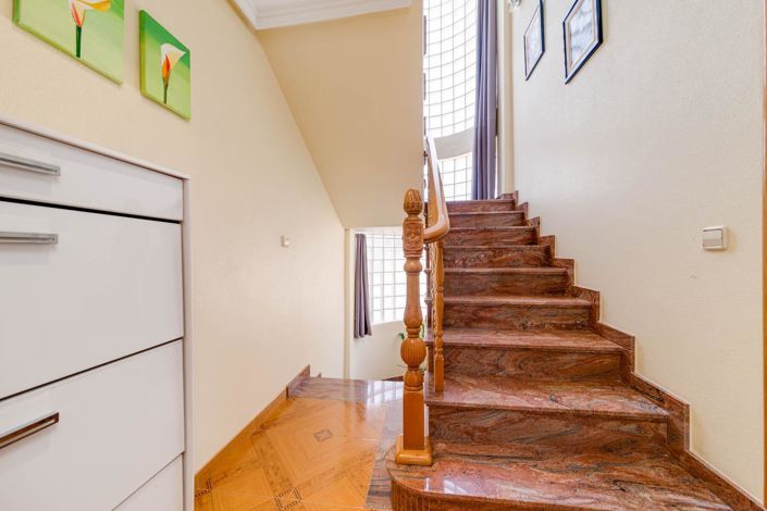 Image No.26-4 Bed Villa for sale