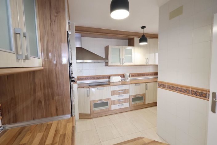 Image No.4-3 Bed Apartment for sale