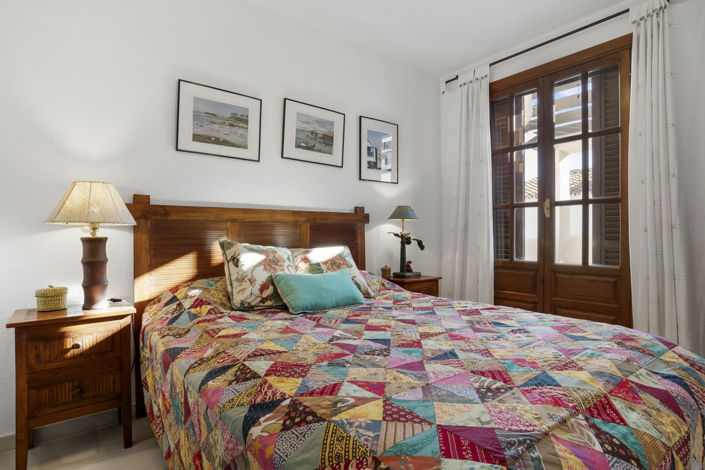 Image No.13-3 Bed Townhouse for sale