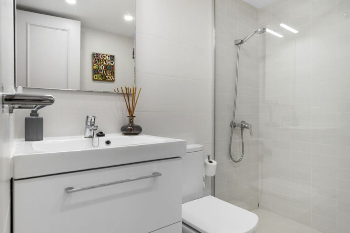 Image No.16-3 Bed Townhouse for sale