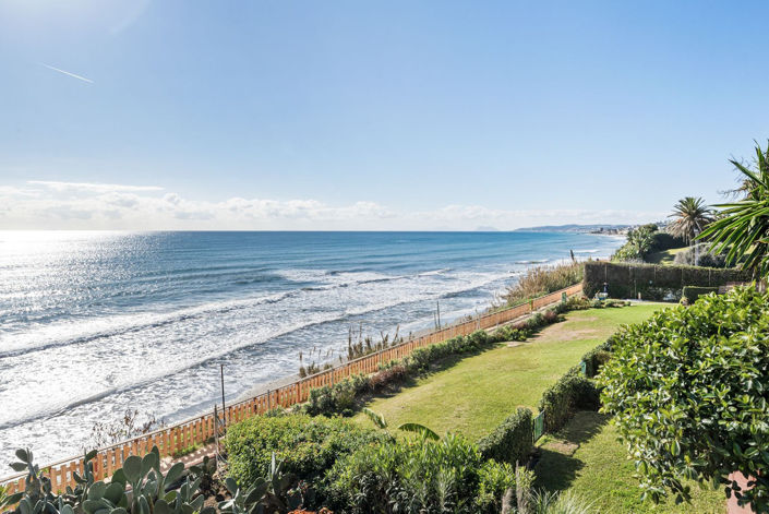 Image No.20-3 Bed Townhouse for sale