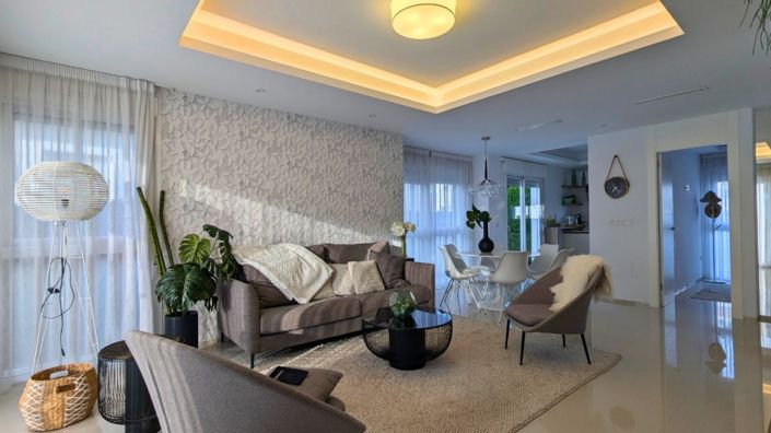 Image No.11-3 Bed House for sale