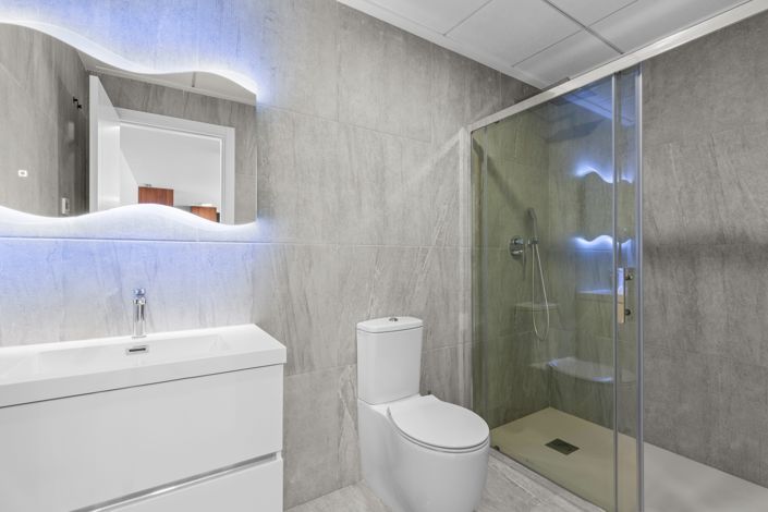 Image No.41-5 Bed Villa for sale