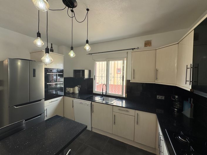 Image No.17-4 Bed Apartment for sale