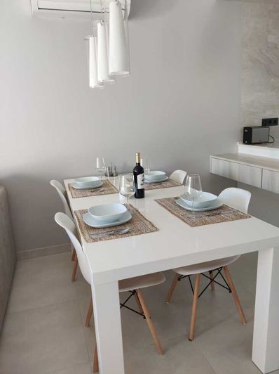 Image No.10-2 Bed Apartment for sale