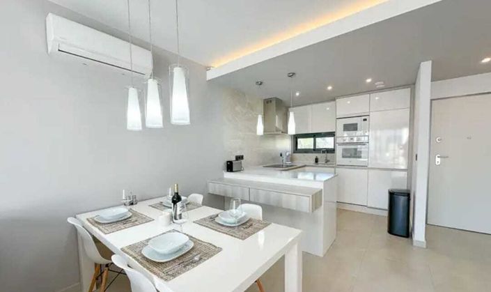 Image No.8-2 Bed Apartment for sale