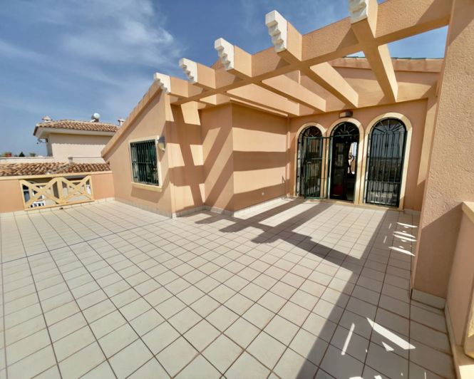 Image No.32-4 Bed Villa for sale