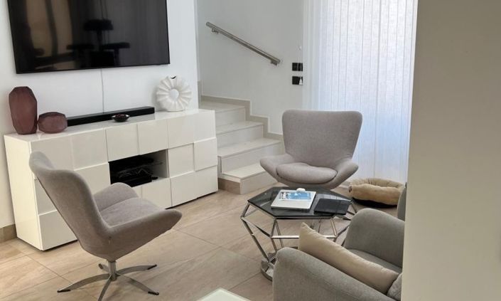 Image No.22-4 Bed Villa for sale