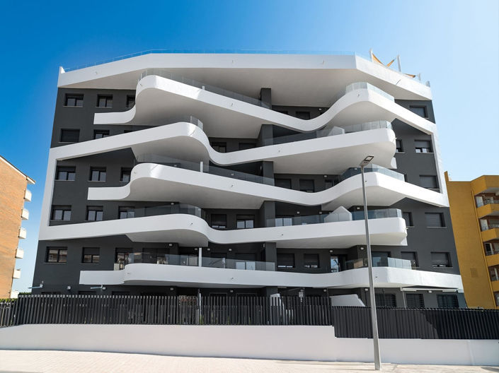 Image No.2-3 Bed Apartment for sale