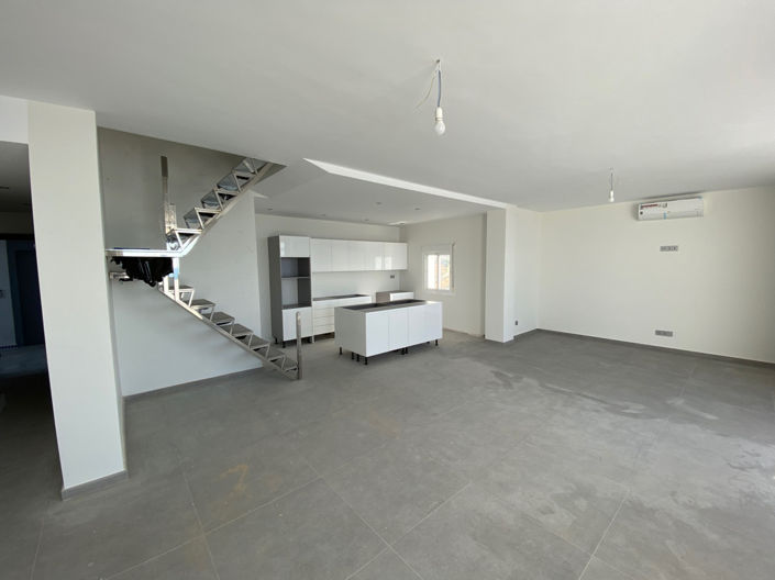 Image No.13-3 Bed Penthouse for sale