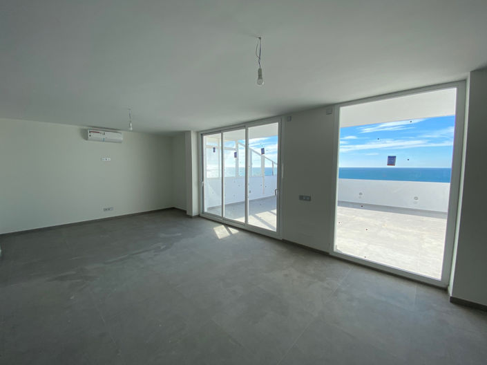 Image No.2-3 Bed Penthouse for sale