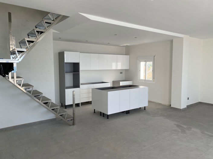 Image No.5-3 Bed Penthouse for sale