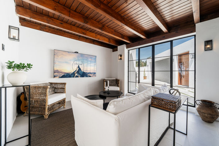 Image No.7-4 Bed Villa for sale