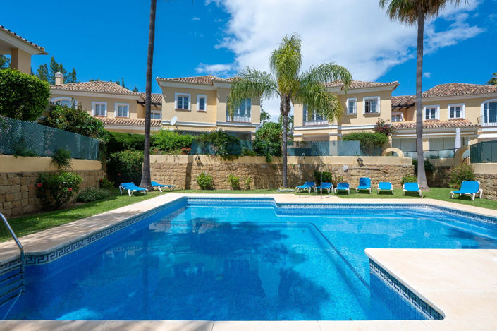 Image No.1-3 Bed Townhouse for sale