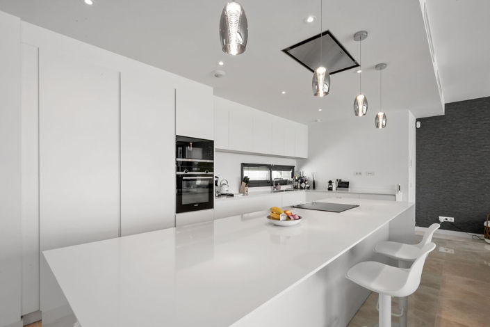 Image No.3-6 Bed Villa for sale