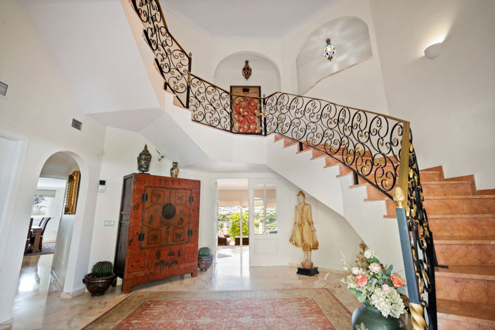 Image No.17-6 Bed Villa for sale