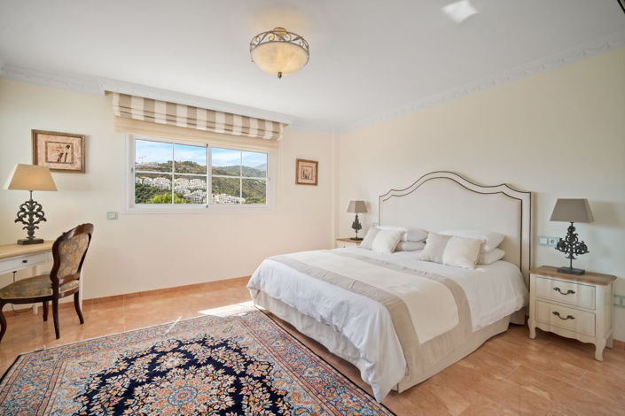 Image No.26-6 Bed Villa for sale