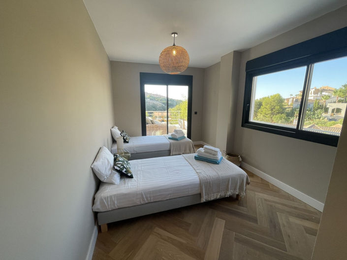 Image No.48-7 Bed Villa for sale