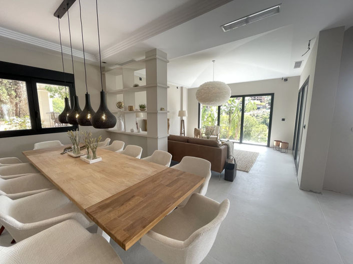 Image No.7-7 Bed Villa for sale