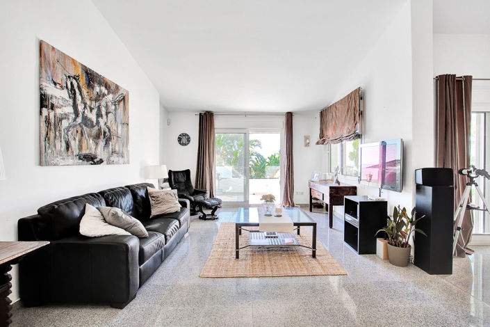 Image No.24-6 Bed Villa for sale